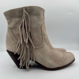Sam Edelman Taupe Suede Fringe Ankle Booties Stacked Heel Women’s 8, EUC